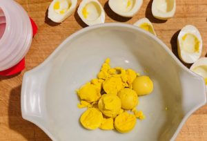 easy kitchen hacks deviled eggs