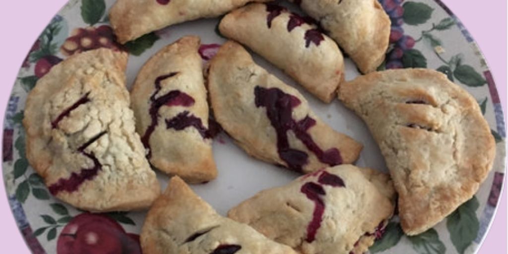 How to make easy blueberry hand pies in the air fryer