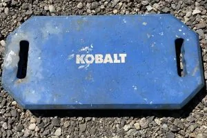 heavy duty blue garden kneeler Kobalt