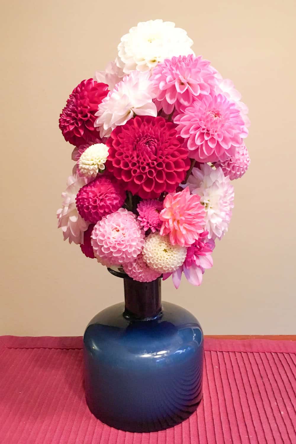 dahlia party ideas dahlia party decorations dahlias in a blue vase