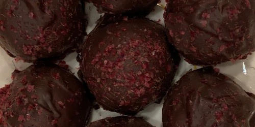 dark chocolate raspberry truffles