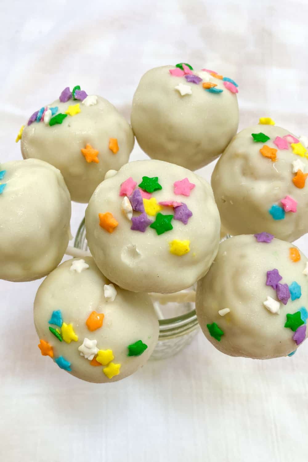 how to make cake pops from leftover cake with and without frosting cake pops in a jar