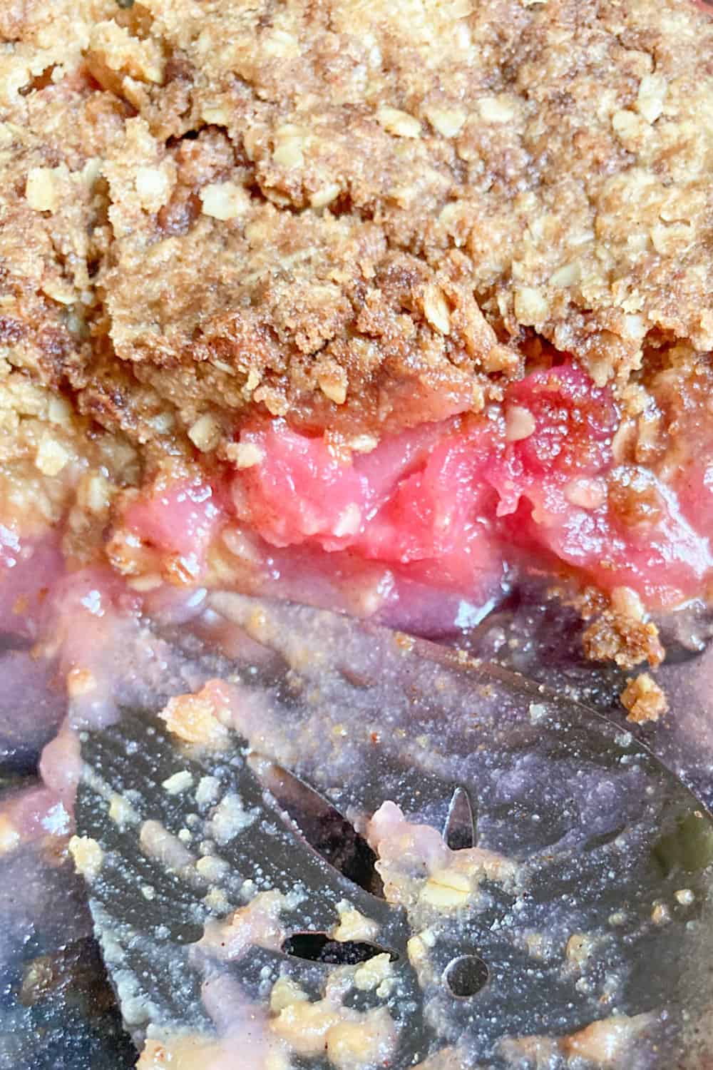 gluten free baked oatmeal apple crisp with pink pearl apples