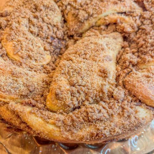 completed cinnamon babka cake ready to be served